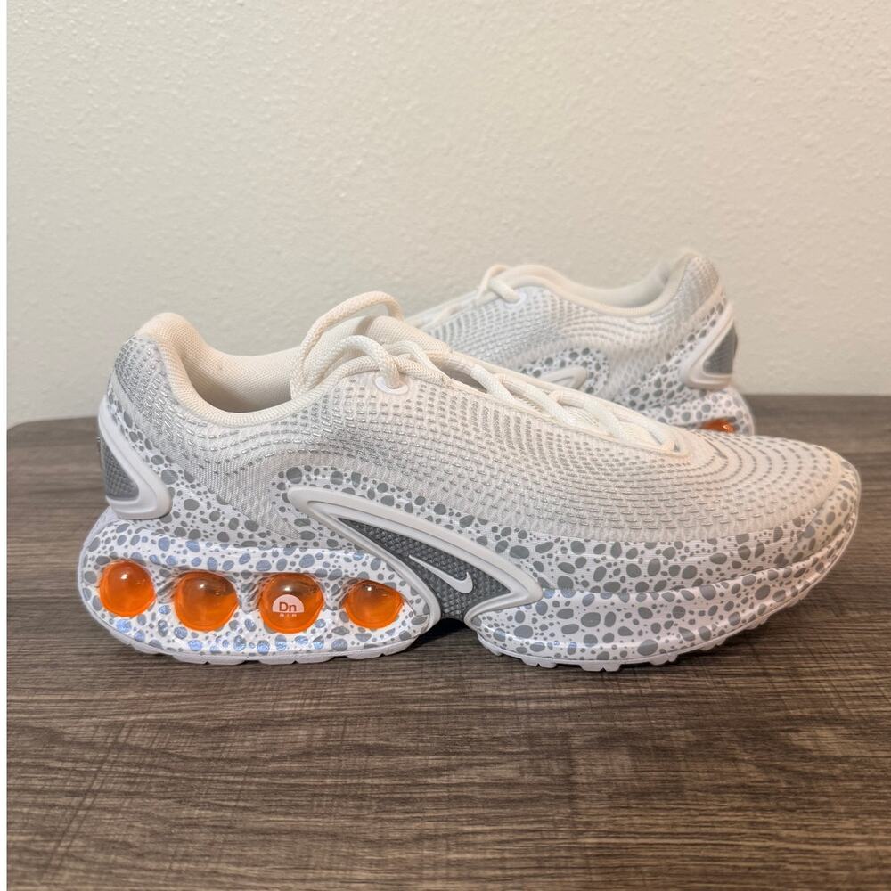 Nike Air Max Dn SE Premium Safari White/Silver HM0811-100 - Men 8.5/Women 10